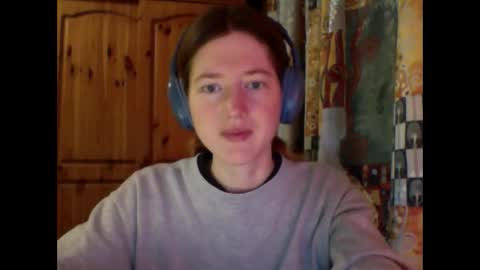 purple_cat55 online show from 10-28-25, 08:18