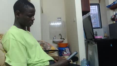 Snapshot of purple_hearts chatting on 10-05-25, 03:10 purple_hearts online show from 10-05-25, 03:10