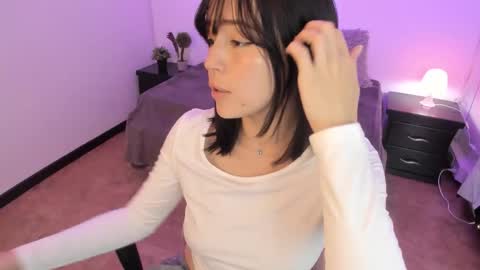 Anna  online show from 10-25-25, 04:20