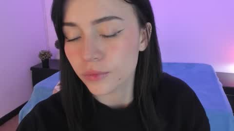 Anna  online show from 11-21-25, 04:11