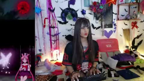 purplekattlyn online show from 06-10-26, 09:19