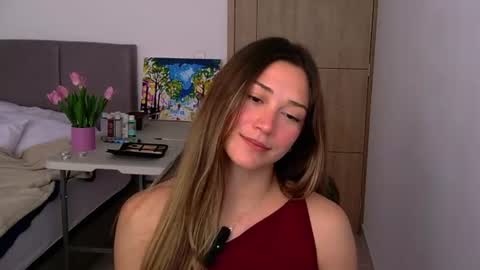 Snapshot of purpleluzzy chatting on 07-23-26, 04:16 Lizzy online show from 07-23-26, 04:16