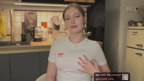 Aileen online show from 11-22-25, 07:13