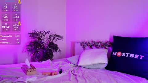 Snapshot of pusichka_ chatting on 12-29-24, 04:40 Diana Onlyfans online show from 12-29-24, 04:40