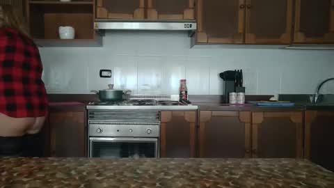 Mary online show from 11-05-25, 08:36