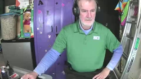 Snapshot of pussy_licker0127 chatting on 01-03-25, 04:55 Mark online show from 01-03-25, 04:55