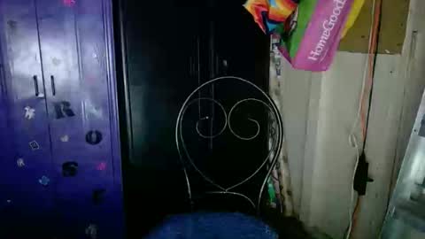 Snapshot of pussy_licker0127 chatting on 01-22-25, 01:53 Mark online show from 01-22-25, 01:53