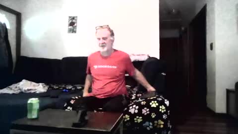 Snapshot of pussy_licker0127 chatting on 10-08-25, 06:05 Mark online show from 10-08-25, 06:05