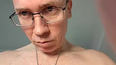 Snapshot of pussy_licker69__ chatting on 10-17-25, 10:45 Pussy Licker - Womens Orgasm Paradise online show from 10-17-25, 10:45