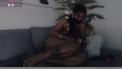 Snapshot of pussycash chatting on 01-09-25, 11:36 POCCA online show from 01-09-25, 11:36