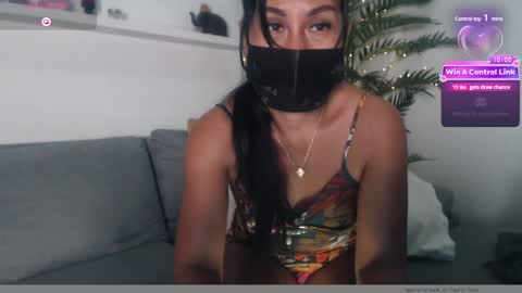 Snapshot of pussycash chatting on 01-09-25, 06:15 POCCA online show from 01-09-25, 06:15