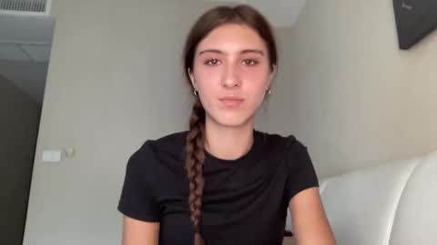 Snapshot of pussygir007 chatting on 12-10-24, 10:28 pussygirl007 online show from 12-10-24, 10:28