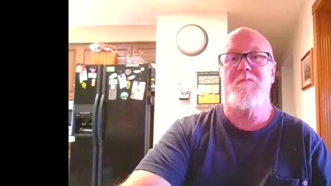 Snapshot of pussylover1365 chatting on 10-28-25, 08:44 pussylover1365 online show from 10-28-25, 08:44