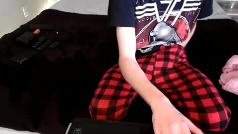 pussylover2182 online show from 12-10-24, 09:33