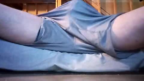 Snapshot of pussylver21 chatting on 12-20-25, 03:30 pussylver21 online show from 12-20-25, 03:30