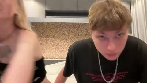 Lina online show from 10-11-25, 07:45