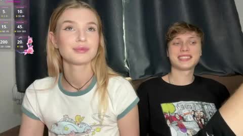 Snapshot of pussymoneywet chatting on 06-04-26, 03:34 Lina online show from 06-04-26, 03:34