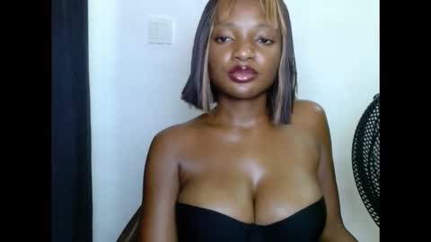 Snapshot of pussyxwetx chatting on 11-21-25, 09:13 pussyxwetx online show from 11-21-25, 09:13