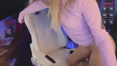 Snapshot of pwzx chatting on 02-17-26, 01:18 pwzx online show from 02-17-26, 01:18