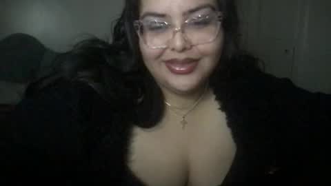 Prettypink Tinyhole online show from 01-11-25, 03:42