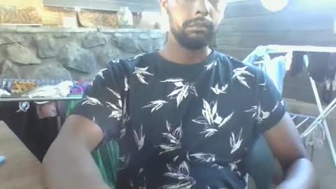 Snapshot of python974 chatting on 03-12-25, 03:02 Python online show from 03-12-25, 03:02