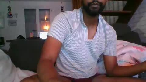 Snapshot of python974 chatting on 09-21-25, 02:35 Python online show from 09-21-25, 02:35