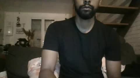 Snapshot of python974 chatting on 09-25-25, 02:04 Python online show from 09-25-25, 02:04