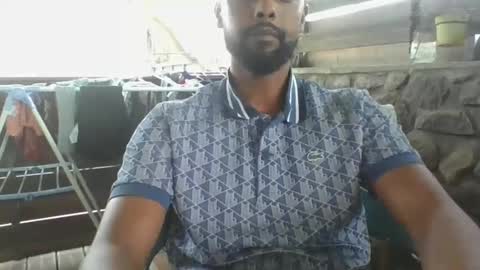 Snapshot of python974 chatting on 10-10-25, 11:53 Python online show from 10-10-25, 11:53