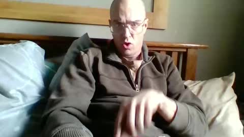 Snapshot of q2phq2ph chatting on 04-05-26, 08:39 q2phq2ph online show from 04-05-26, 08:39