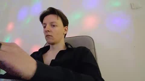 Lucas online show from 04-06-26, 09:05