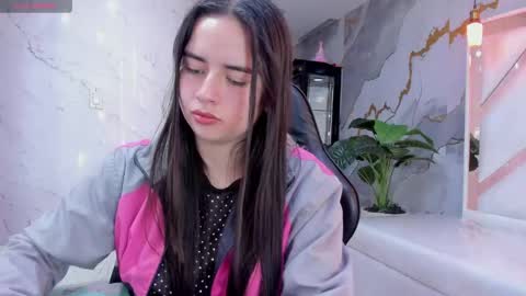 Qetsyah online show from 04-18-26, 02:32