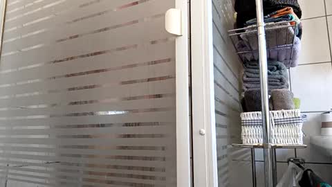 Snapshot of qm0722 chatting on 09-28-25, 02:55 qm0722 online show from 09-28-25, 02:55