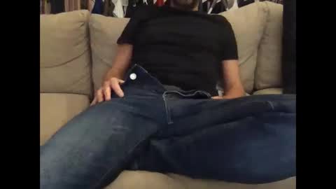 Snapshot of qsx9 chatting on 12-25-24, 04:54 Quentin online show from 12-25-24, 04:54