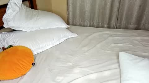 queen20256 online show from 11-01-25, 02:41