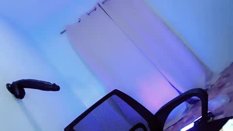 Snapshot of queen__anastasia chatting on 02-19-25, 05:38 queen__anastasia online show from 02-19-25, 05:38