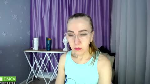 Snapshot of queen_a_n_i chatting on 02-15-25, 02:33 A N I Ill be here on December 1st online show from 02-15-25, 02:33