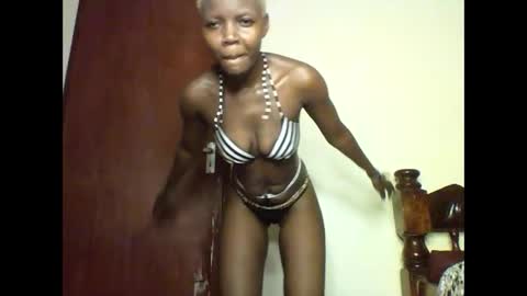 Snapshot of queen_abito chatting on 01-04-25, 08:28 queen_abito online show from 01-04-25, 08:28