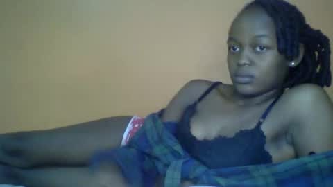 queen_banice online show from 02-18-26, 07:21