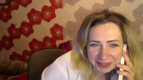 Snapshot of queen_daenerys chatting on 02-24-25, 03:09 Queen Daenerys online show from 02-24-25, 03:09