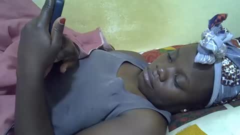 Snapshot of queen_darling3 chatting on 04-28-26, 11:21 Gentrix online show from 04-28-26, 11:21