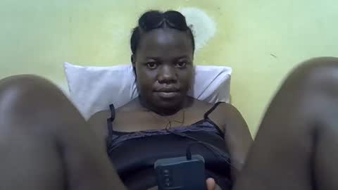 Snapshot of queen_darling3 chatting on 05-05-26, 06:27 Gentrix online show from 05-05-26, 06:27