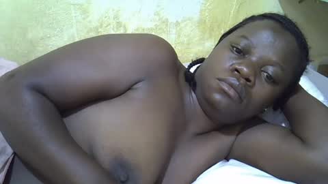 Snapshot of queen_darling3 chatting on 06-16-26, 07:11 Gentrix online show from 06-16-26, 07:11