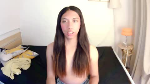 queen_gia online show from 04-23-26, 12:40