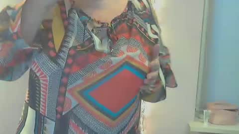 Snapshot of queen_jane8 chatting on 12-16-24, 12:27 queen_jane8 online show from 12-16-24, 12:27