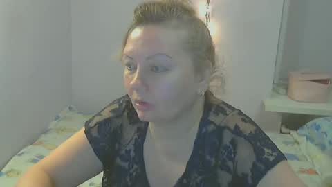 Snapshot of queen_jane8 chatting on 12-17-24, 01:16 queen_jane8 online show from 12-17-24, 01:16