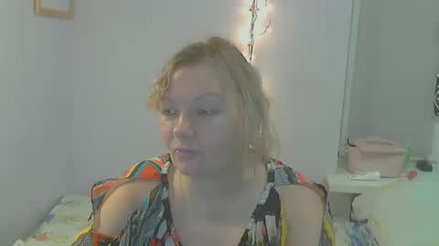 Snapshot of queen_jane8 chatting on 01-02-25, 04:56 queen_jane8 online show from 01-02-25, 04:56