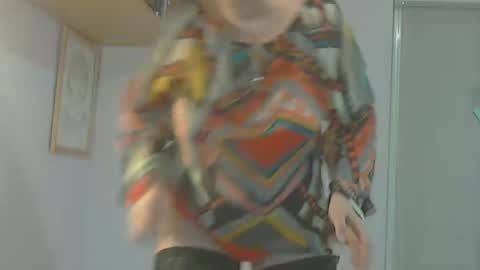 Snapshot of queen_jane8 chatting on 01-06-25, 07:13 queen_jane8 online show from 01-06-25, 07:13