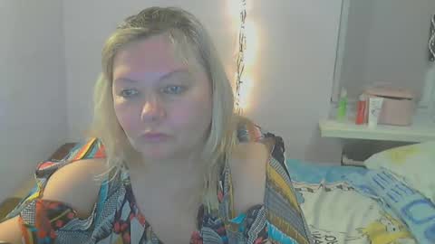 Snapshot of queen_jane8 chatting on 03-03-25, 04:24 queen_jane8 online show from 03-03-25, 04:24