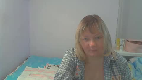 Snapshot of queen_jane8 chatting on 11-14-25, 04:49 queen_jane8 online show from 11-14-25, 04:49