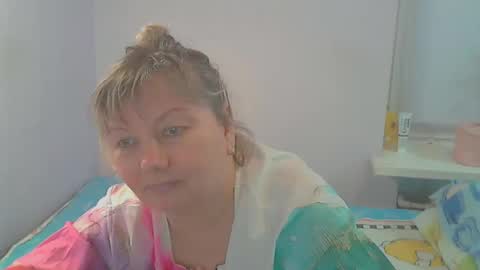 Snapshot of queen_jane8 chatting on 11-23-25, 12:49 queen_jane8 online show from 11-23-25, 12:49